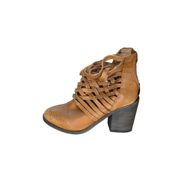 Free People Carrera Bootie Vintage Tan Leather size 8 Size 38 - Picture 1 of 7